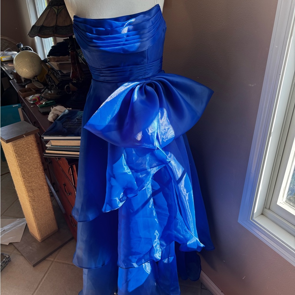 Fun & Elegant Blue Strapless Gown with Giant Bow